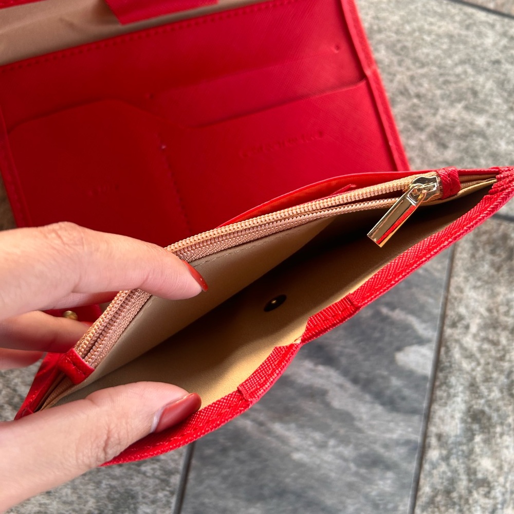 Tripping Wallet - Picture 9 of 9